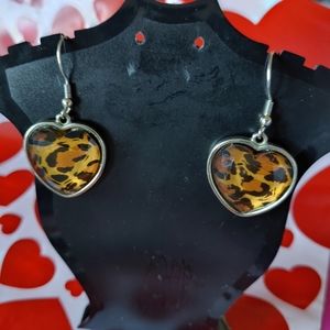 Earrings heart shape and Leopard design